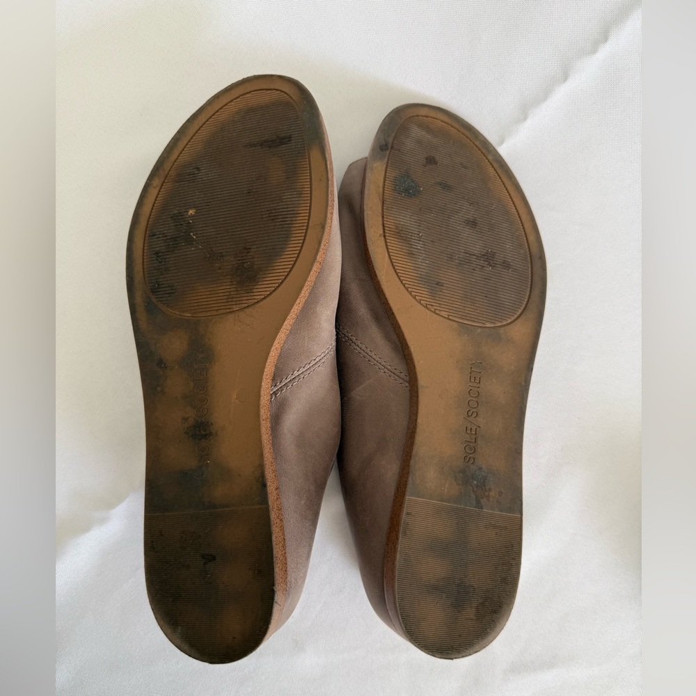 Sole Society Women's Gray Open-Toe Flats - Picture 6 of 6